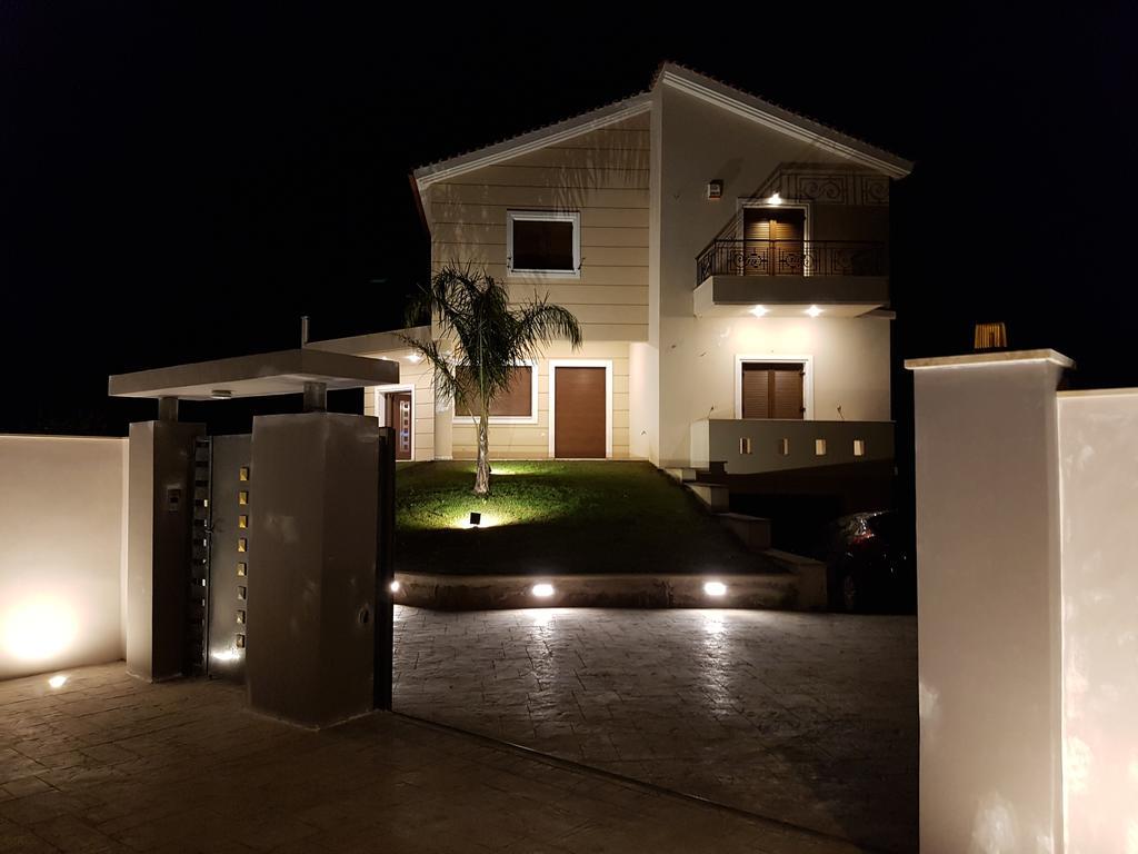 Dimitris Villa Aegium Buitenkant foto